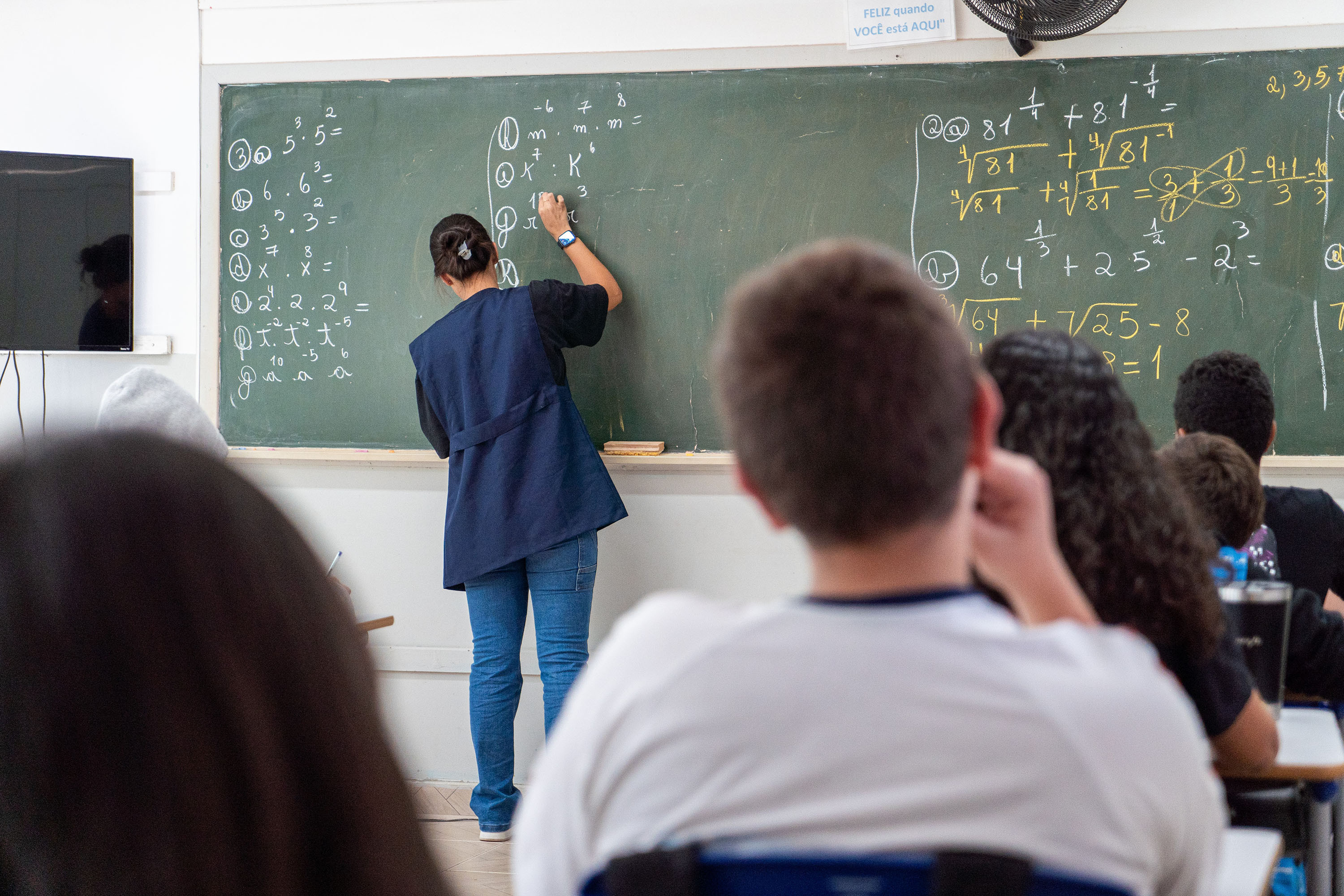 Educação publica edital para contratação de professores temporários no Paraná