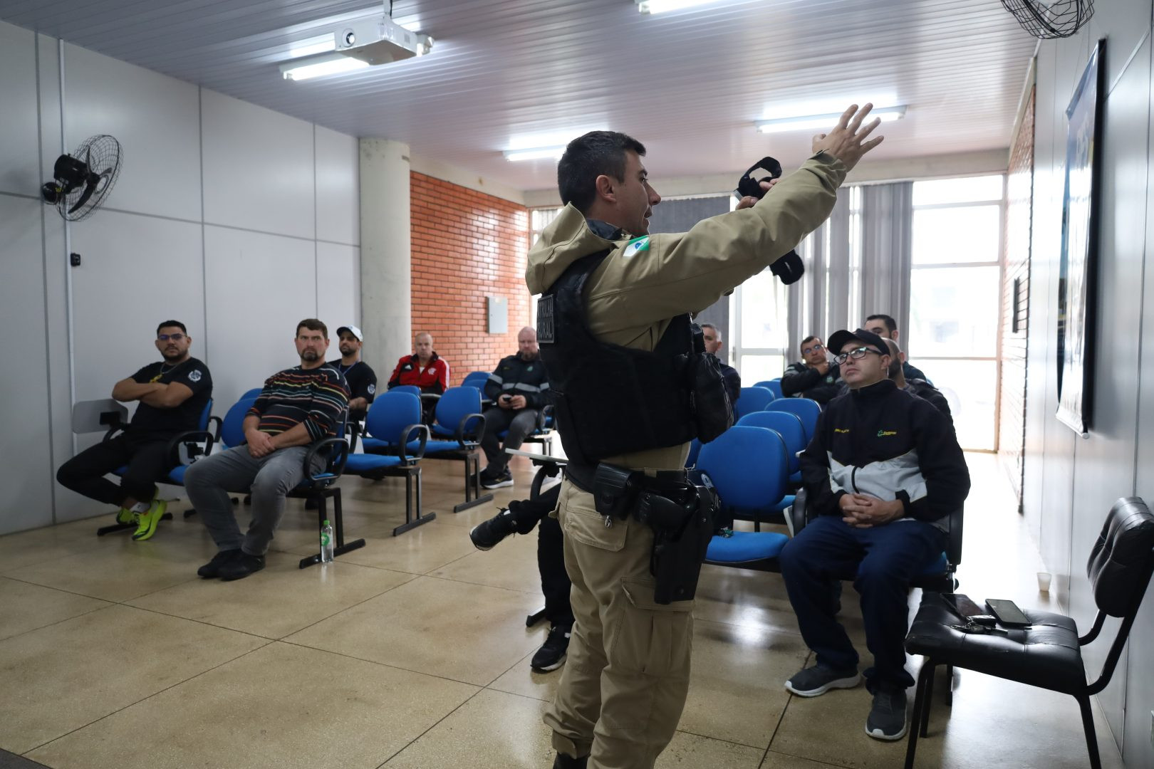 Preparados para agir quando cada segundo conta: agentes de trânsito de Guarapuava passam por treinamento especializado