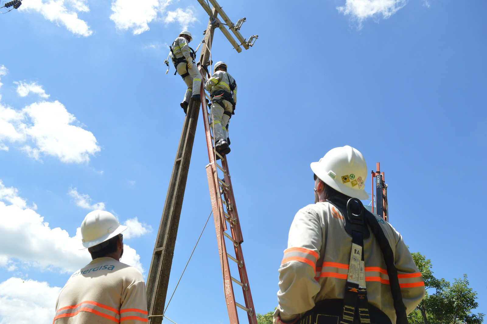 Energisa abre processo seletivo para contratação de eletricista em Guarapuava