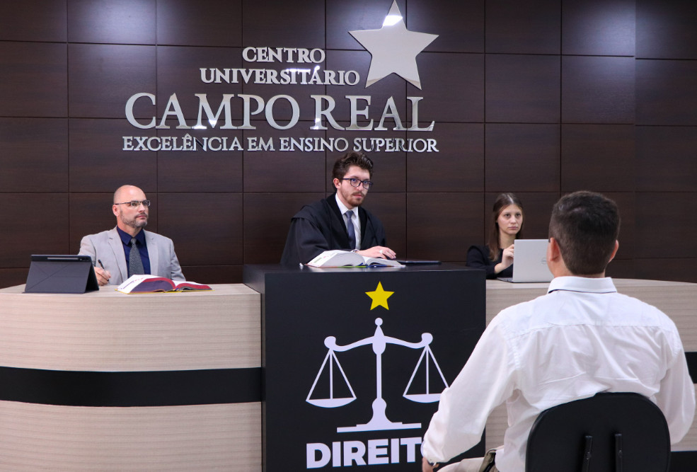 Estude Direito ainda em 2026 na Campo Real