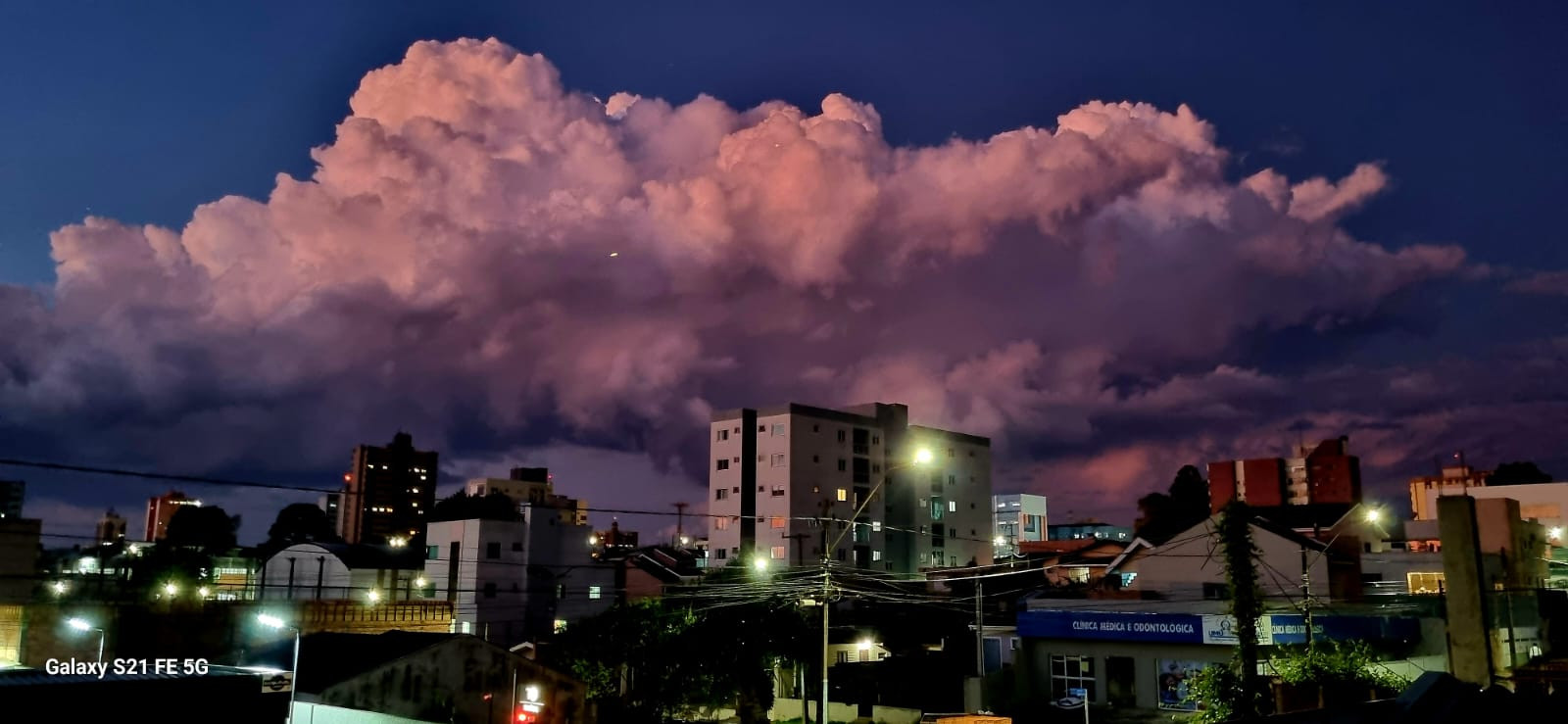 Frentes frias marcam o retorno de tempestades ao Paraná nesta semana, prevê Simepar