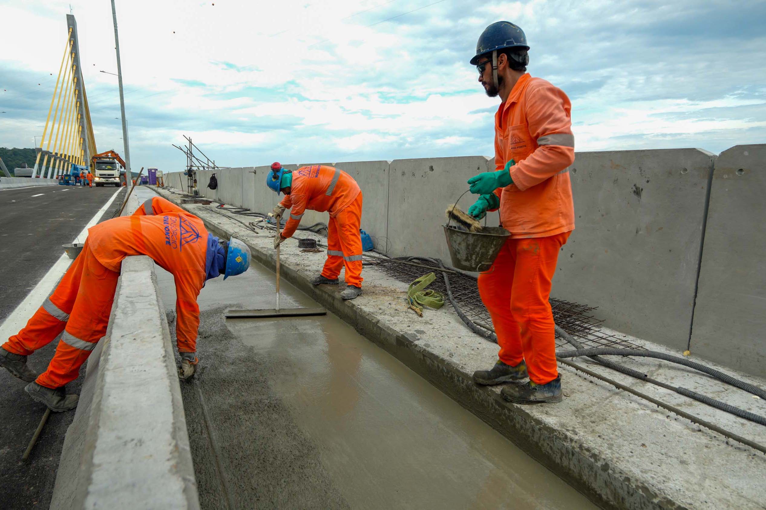 24,8 mil vagas com carteira assinada: Paraná tem ofertas de trabalho em diversos setores; Guarapuava tem 708 vagas