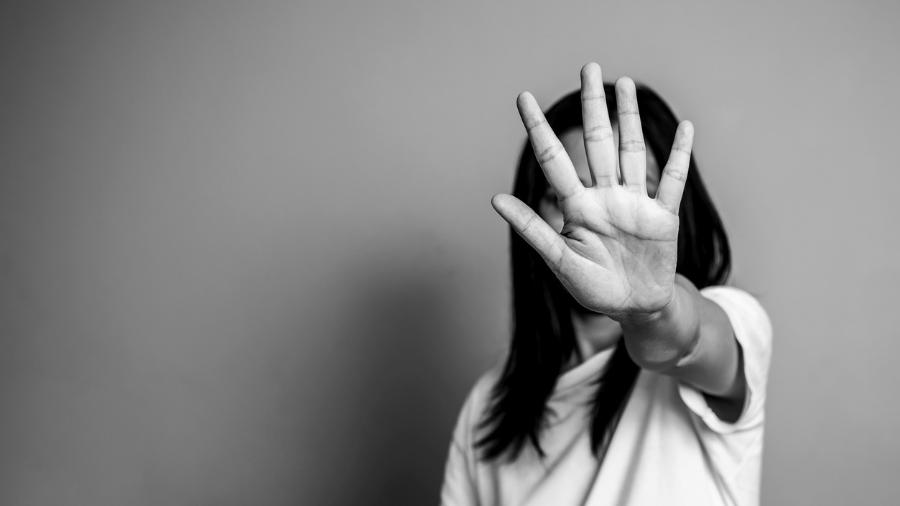 Comissão aprova obrigação do agressor pagar tratamento psicológico à vítima de violência doméstica 
